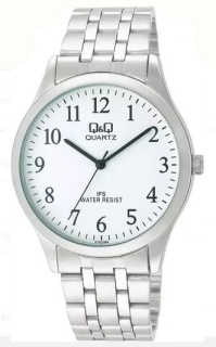 Q&Q C152J204