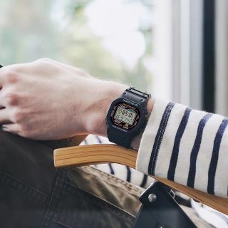 Casio DW-5600RL-1D