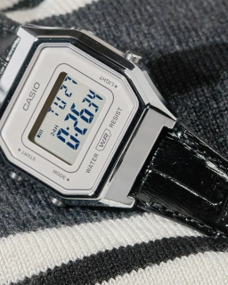 Casio LA680WEL-1